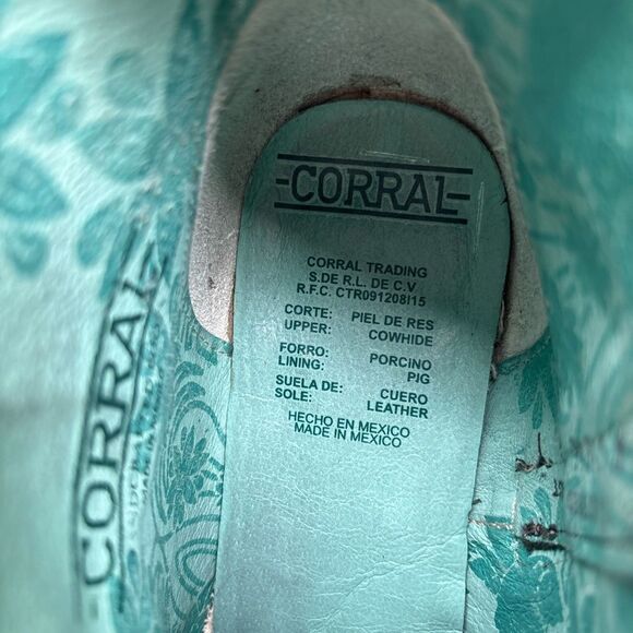 Corral Black Embroidery & Studs Round Toe Ankle Boots Size 10 - Picture 8 of 10